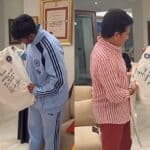 Sachin Tendulkar Gifts His Test Jersey