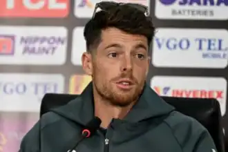 Santner Gives Pitch Update for IND vs NZ Final