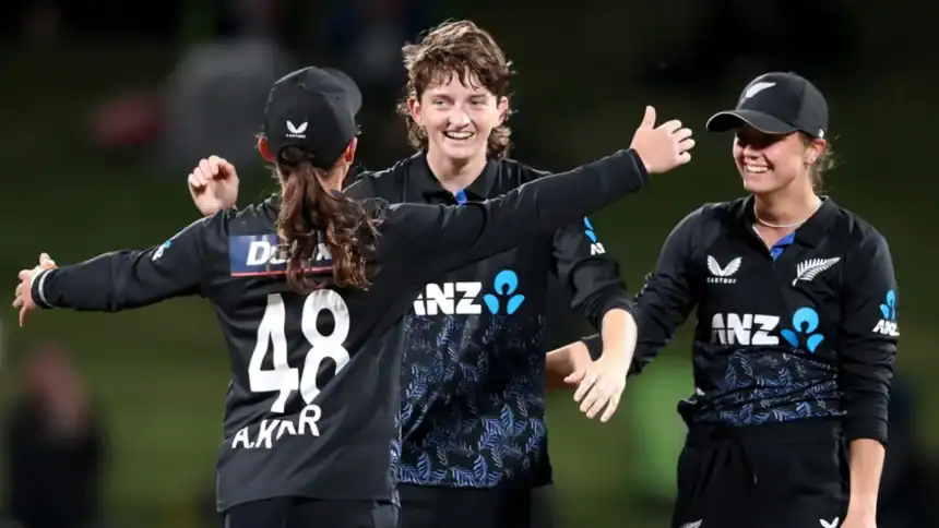 Kayley Knight in line for ODI debut as New Zealand name squad