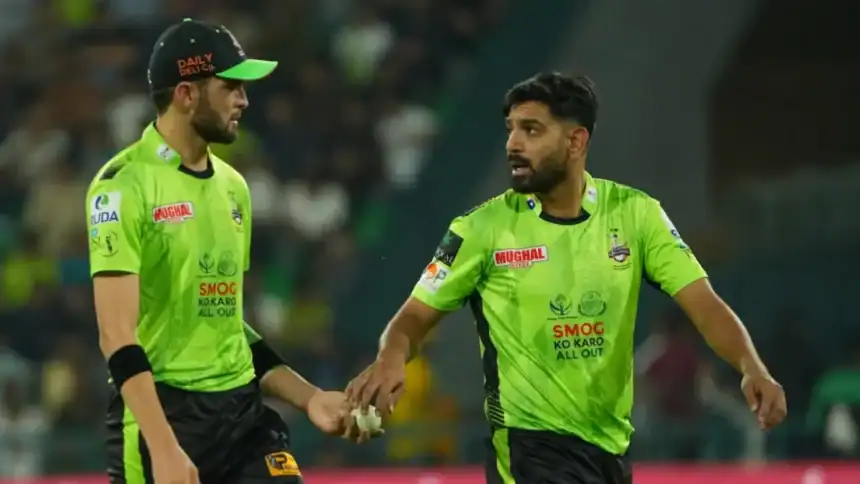 Qalandars Penalised for Ball Tampering vs Karachi