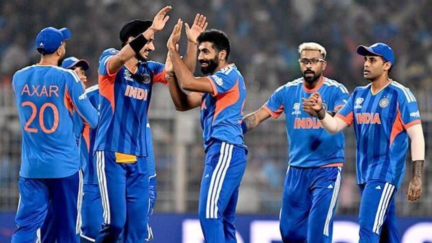 Gavaskar Backs India, Warns of England Threat