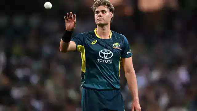 CSK sign Spencer Johnson as Ellis replacement
