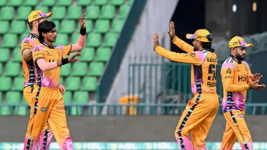 Ali Raza Hat-Trick Stuns Karachi Kings in PSL 2026