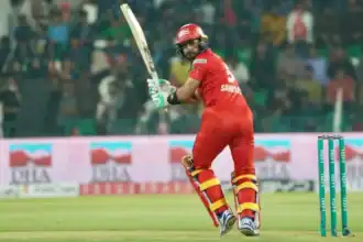 Farhan 106* powers Sultans past Kingsmen PSL