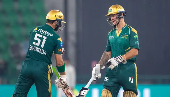 Multan Sultans Beat Pindiz as Farhan, Akram Star