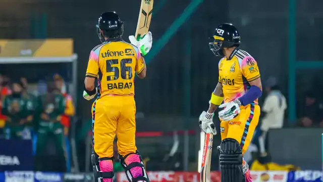 Peshawar Zalmi Beat Gladiators by 8 Wickets