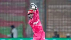 Islamabad United Beat Karachi Kings by 8 Wickets