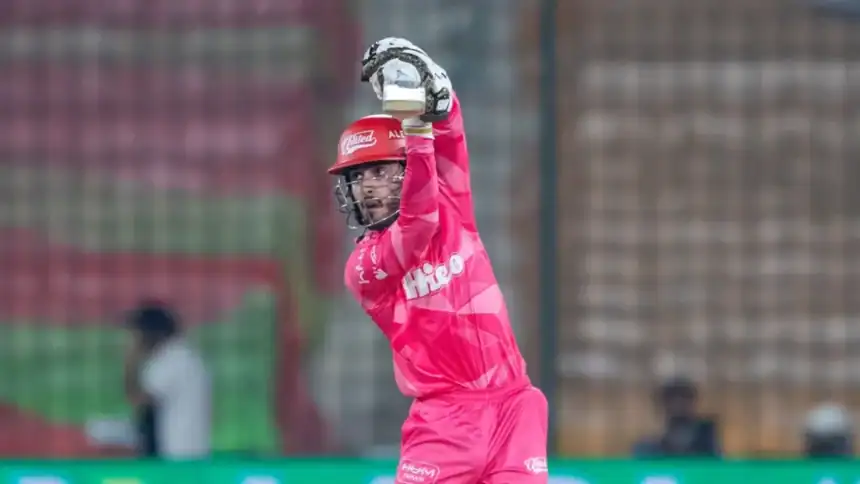 Islamabad United Beat Karachi Kings by 8 Wickets