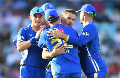 Sam Curran and Nicholas Pooran Lead MI London to 7-Wicket Win Over Sunrisers Leeds
