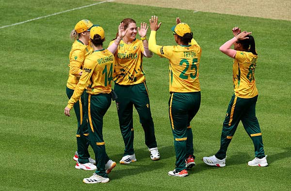 South Africa Edge Bangladesh in Women’s T20 World Cup to Stay in Semi-Final Race 31 South Africa Beat Bangladesh to Stay in Semi-Final Race